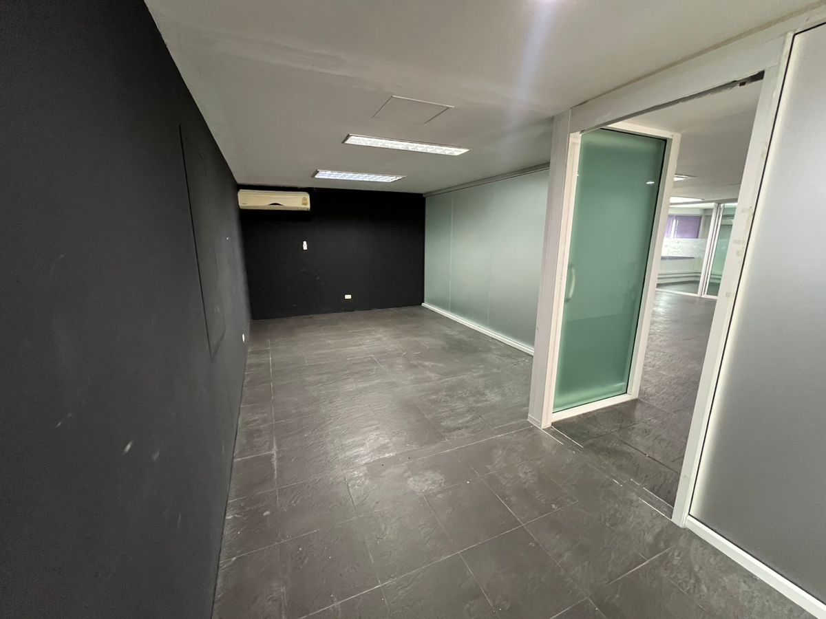 ให้เช่าอาคารพาณิชย์นวมินทร์ รามอินทรา : ✨ ให้เช่าอาคารพาณิชย์/สำนักงาน ติดถนนวัชรพล–ใกล้ตลาดถนอมมิตร ทำเลเด่นมาก ✨ 📍 เลือกเช่ารายชั้น อาคารสูง 5-7 ชั้น พื้นที่ใช้สอย 130 - 200 ตร.ม./ชั้น