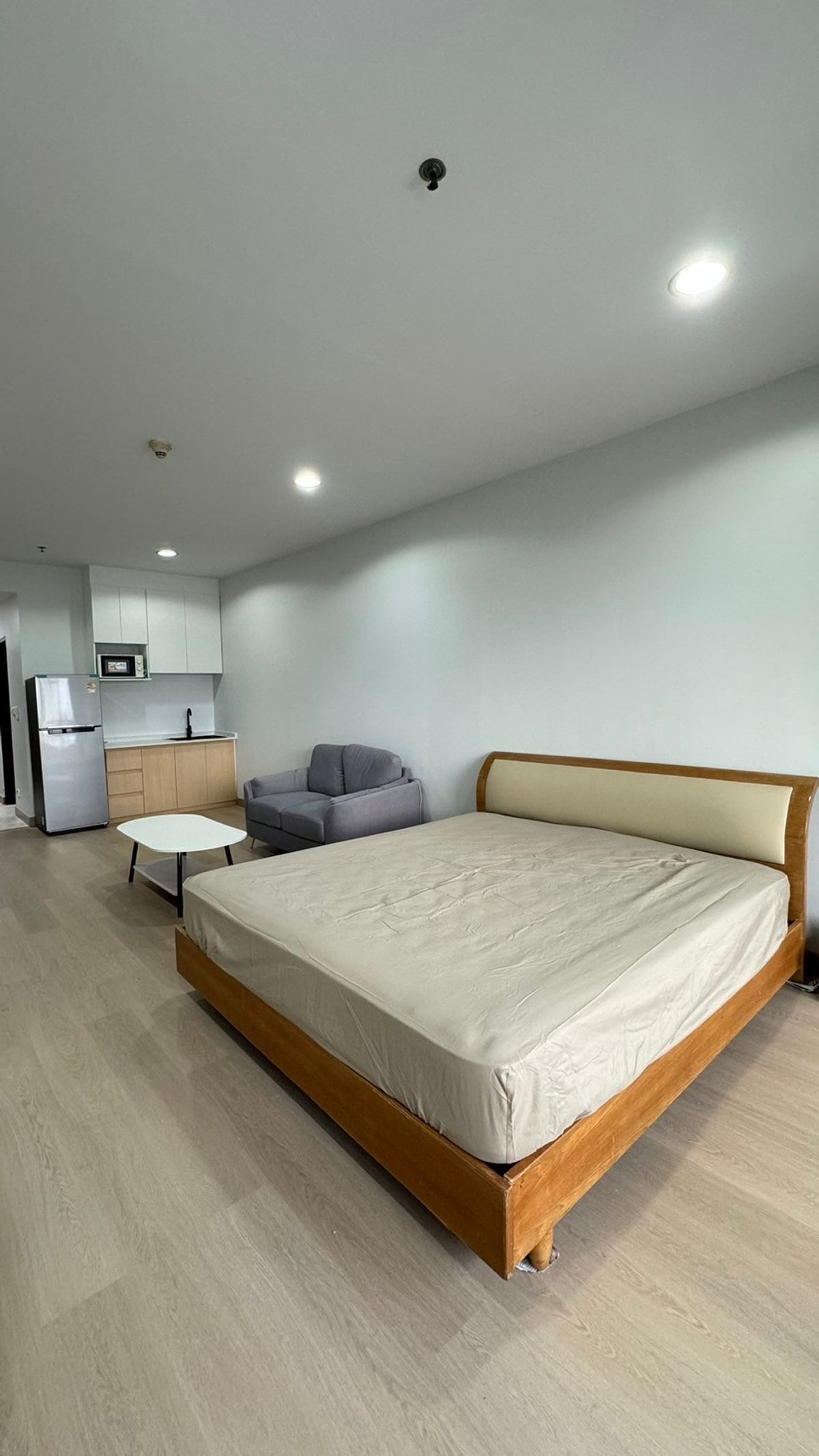 ให้เช่าคอนโดราชเทวี พญาไท : ให้เช่า Platinum condominium ชั้น 19