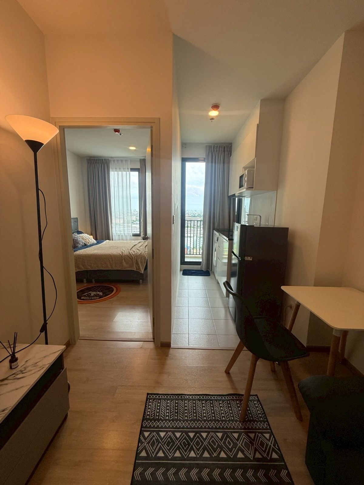 For RentCondoKasetsart, Ratchayothin : Rent RR507, Chiwat Kaset-Nawamin, beautiful room, good price, full furniture near Kasetsart University, near the Kasetsart BTS BTS.
