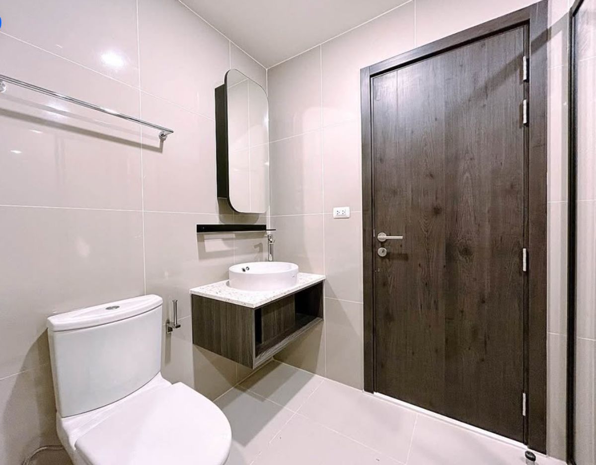 ให้เช่าคอนโดรัชดา ห้วยขวาง : 🎉 ให้เช่าคอนโด XT Huai Khwang (เอ็กซ์ที ห้วยขวาง) ชั้น 12A 1 ห้องนอน 1 ห้องน้ำ 35 ตร.ม. ราคาสุดคุ้ม 23,000 บาท/เดือน 🎉