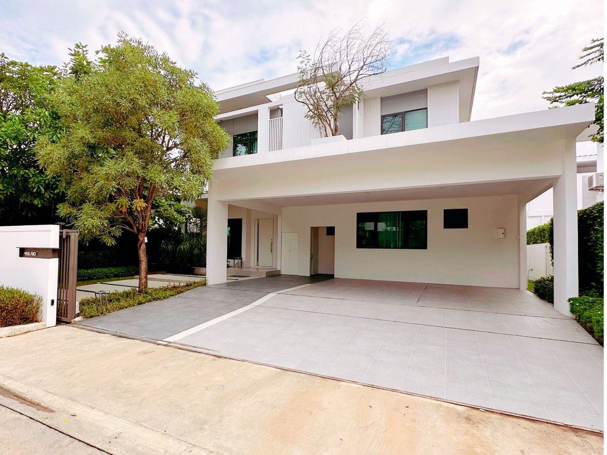 For RentHouseSamut Prakan,Samrong : ❤️❤️ For Rent Mantana km 15 Near Mega Bangna