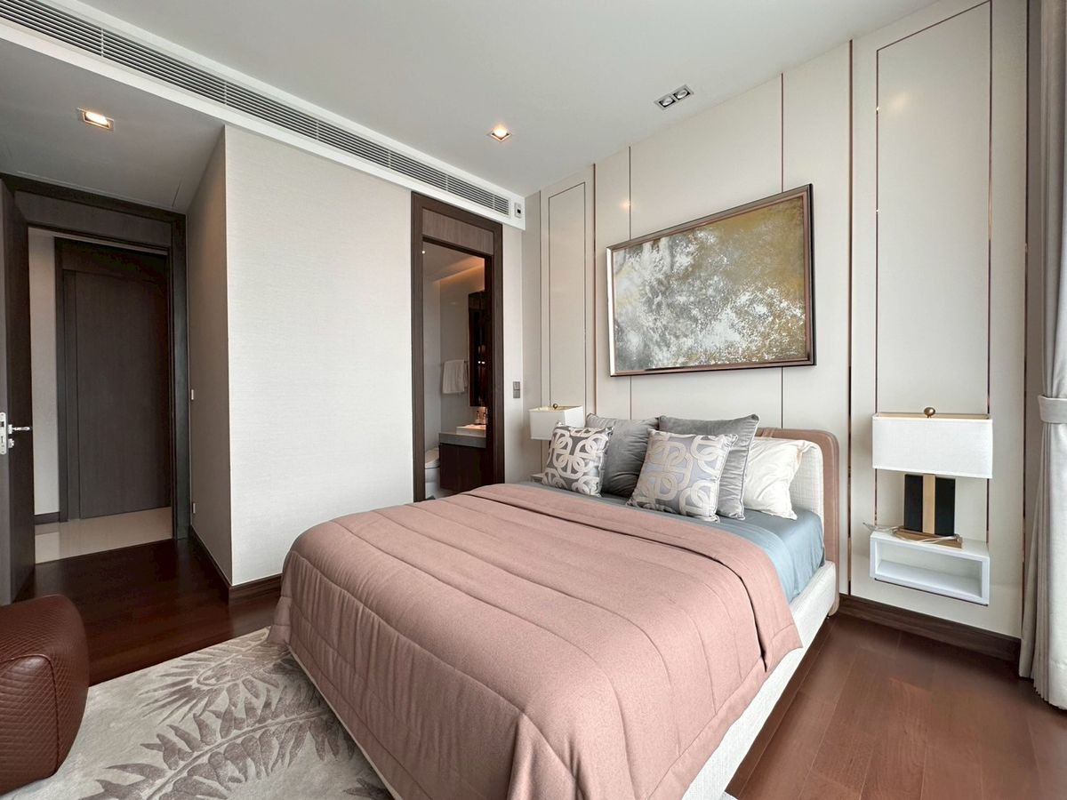 For SaleCondoNana, North Nana,Sukhumvit13, Soi Nana : Sell the project Q1 Sukhumvit, a new room from the project. With 2 parking spaces There are many rooms to choose from.