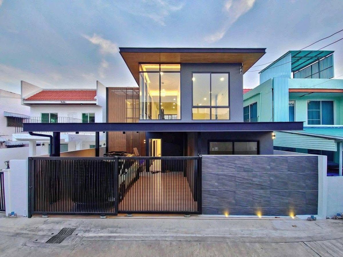 ขายบ้านสุขุมวิท อโศก ทองหล่อ : P0127 ขายบ้านเดี่ยว! Private Luxury Pool Villa - Sukumvit 60/1
