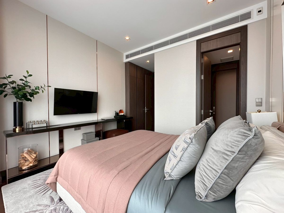For SaleCondoNana, North Nana,Sukhumvit13, Soi Nana : Sell the project Q1 Sukhumvit, a new room from the project. With 2 parking spaces There are many rooms to choose from.