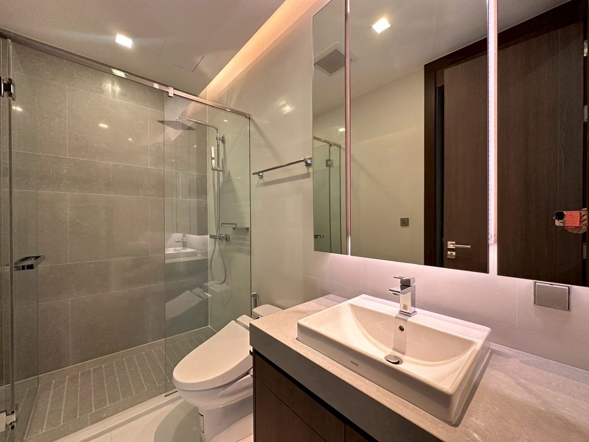 For SaleCondoNana, North Nana,Sukhumvit13, Soi Nana : Project room for sale Q1 Sukhumvit 2 Bedroom Size Large Fix 2 Parking