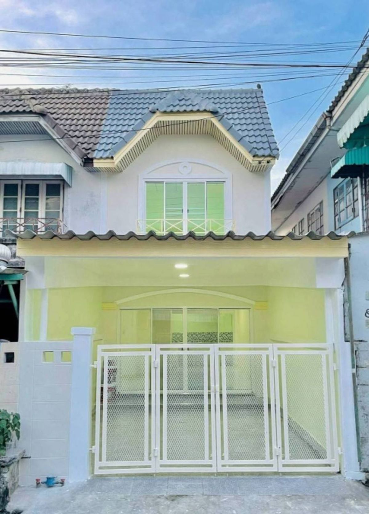 For SaleTownhomeNonthaburi, Bang Yai, Bangbuathong : House for sale 🏠 Monwadi Village (Lat Pla Duk Temple) _ 2 -story townhouse, area 16 sq.w. sells only 1.49 million baht