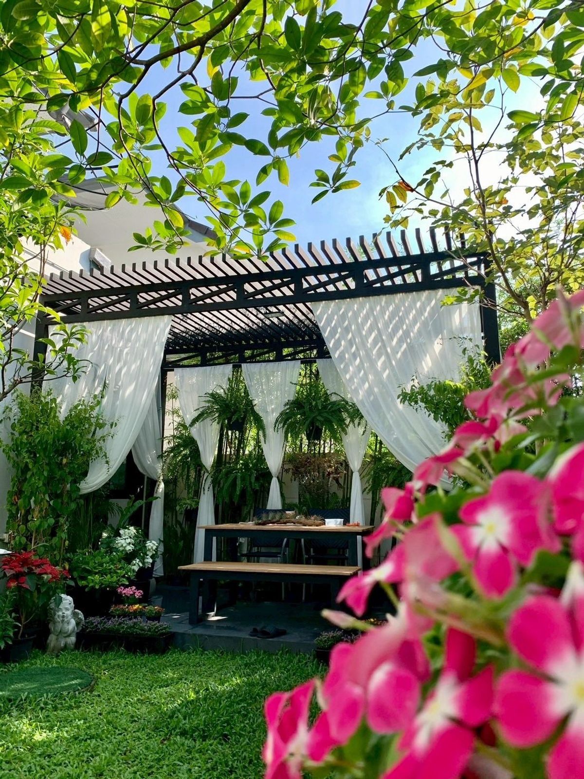 บ้านบางนา แบริ่ง ลาซาล : 🏡 บ้านหรู Pool Villa – Blue Lagoon 2 ✨ หลังมุม พื้นที่สวนกว้าง พร้อมสระว่ายน้ำระบบเกลือ