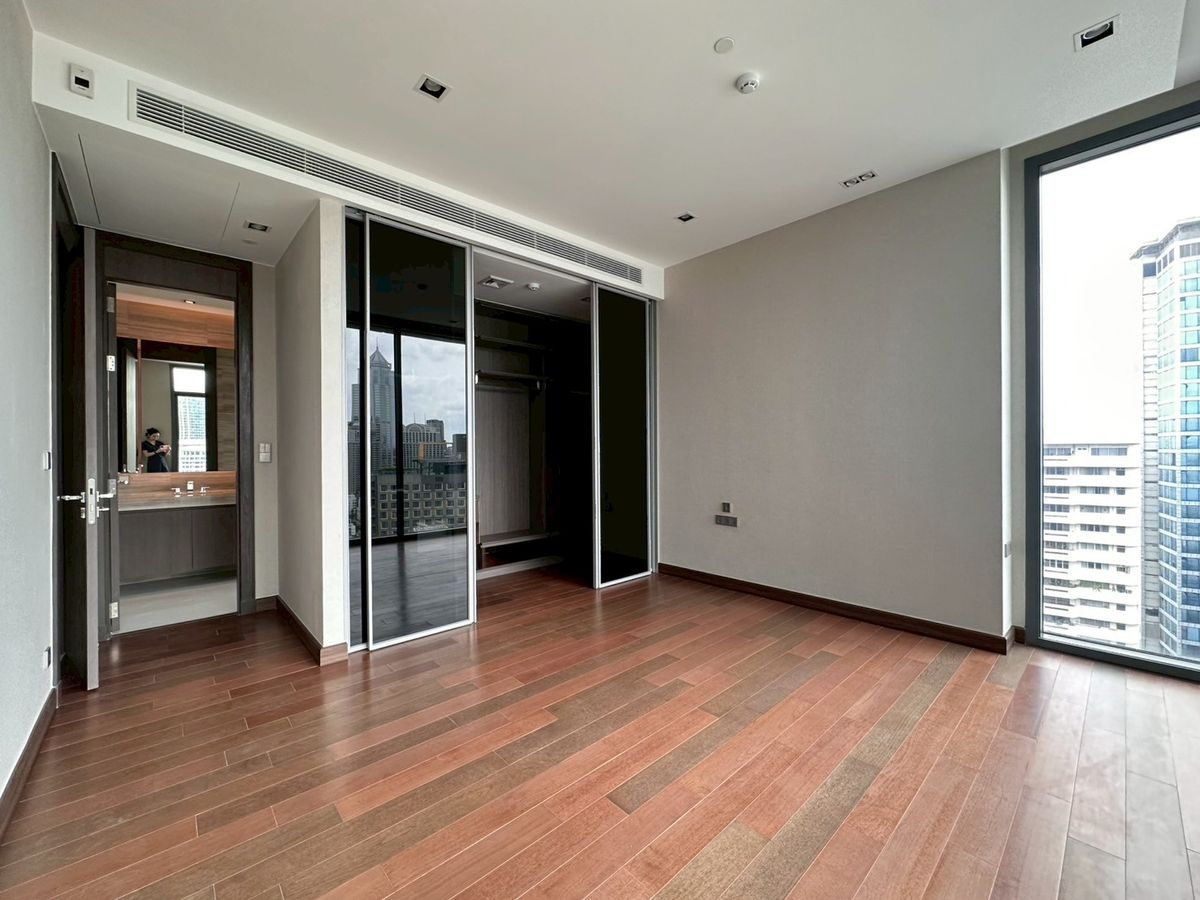 For SaleCondoNana, North Nana,Sukhumvit13, Soi Nana : Project Selling Room Q1 Sukhumvit 2Bedroom Corner Room Beautiful room Only 1 room per floor