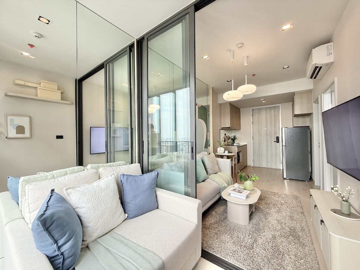 For SaleCondoWongwianyai, Charoennakor : 🏙 𝘽𝙤𝙤𝙠 𝙛𝙞𝙧𝙨𝙩, 𝙜𝙚𝙩 𝙧𝙞𝙜𝙝𝙩𝙨 𝙛𝙞𝙧𝙨𝙩! 𝟭 𝙗𝙚𝙙𝙧𝙤𝙤𝙢, 𝙛𝙪𝙡𝙡𝙮 𝙛𝙪𝙧𝙣𝙞𝙨𝙝𝙚𝙙, 𝙣𝙚𝙖𝙧 𝘽𝙏𝙎 𝙒𝙤𝙣𝙜𝙬𝙞𝙖𝙣 𝙔𝙖𝙞 𝙍𝙚𝙛𝙚𝙧𝙚𝙣𝙘𝙚 𝙎𝙖𝙩𝙝𝙤𝙧𝙣 – 𝙒𝙤𝙣𝙜𝙬𝙞𝙖𝙣𝙮𝙖𝙞 