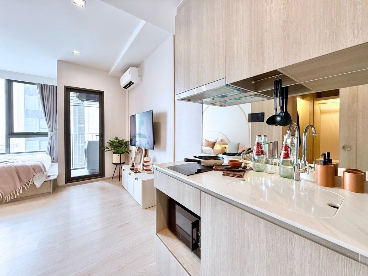 For SaleCondoWongwianyai, Charoennakor : 𝙎𝙩𝙪𝙙𝙞𝙤 𝙁𝙪𝙡𝙡𝙮 𝙛𝙪𝙧𝙣𝙞𝙨𝙝𝙚𝙙 𝘾𝙞𝙩𝙮 𝙫𝙞𝙚𝙬 𝙎𝙩𝙖𝙧𝙩𝙞𝙣𝙜 𝙖𝙩 𝟯.𝟴𝟵 𝙈𝙗.* 𝙍𝙚𝙛𝙚𝙧𝙚𝙣𝙘𝙚 𝙎𝙖𝙩𝙝𝙤𝙧𝙣 – 𝙒𝙤𝙣𝙜𝙬𝙞𝙖𝙣𝙮𝙖𝙞 𝙒𝙤𝙧𝙩𝙝 𝙡𝙞𝙫𝙞𝙣𝙜 𝙞𝙣 𝙖𝙣𝙙 𝙞𝙣𝙫𝙚𝙨𝙩𝙞𝙣𝙜 𝘾𝙖𝙣 𝙗𝙚 𝙧𝙚𝙣𝙩𝙚𝙙 𝙤𝙪𝙩 𝙔𝙞𝙚𝙡𝙙 