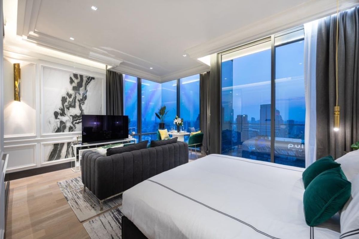 For RentCondoSilom, Saladaeng, Bangrak : 🌟 Rent Ashton Silom🌟 Luxury Air Deco style room, worth 50 sq.m., near BTS Chong Nonsi