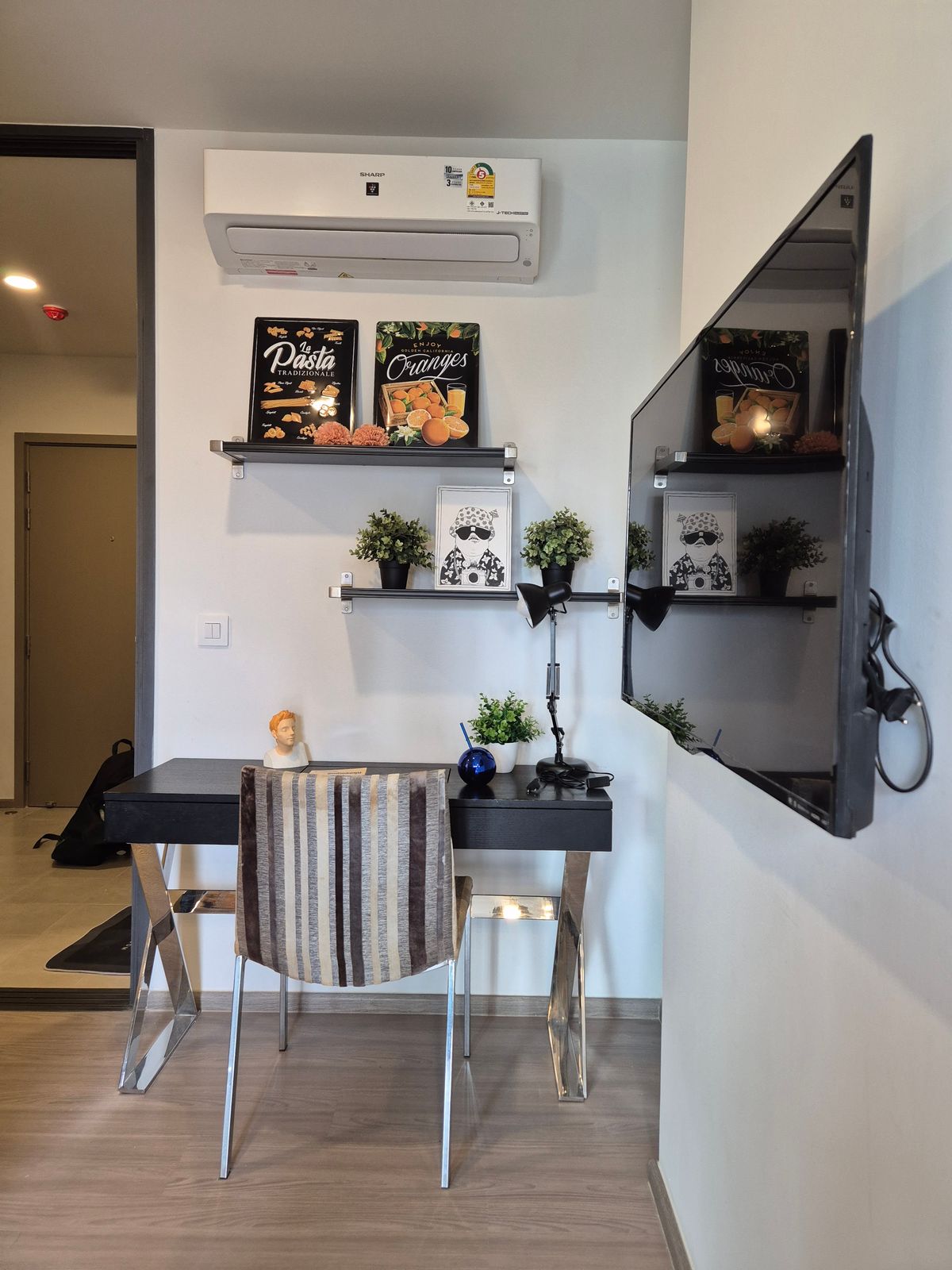 For RentCondoKhlongtoei, Kluaynamthai : (Sell/rent) Aspire Sukhumvit - Rama 4 near BTS Phra Khanong on Rama 4 Road