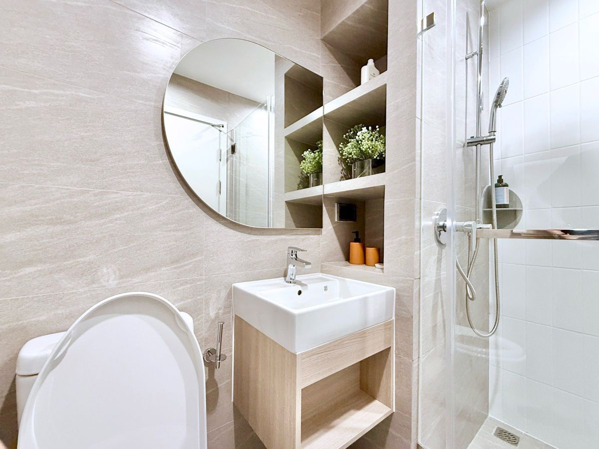 For SaleCondoWongwianyai, Charoennakor : 𝙍𝙚𝙛𝙚𝙧𝙚𝙣𝙘𝙚 𝙎𝙖𝙩𝙝𝙤𝙧𝙣 – 𝙒𝙤𝙣𝙜𝙬𝙞𝙖𝙣𝙮𝙖𝙞 𝙉𝙚𝙖𝙧 𝘽𝙏𝙎 𝙒𝙤𝙣𝙜𝙬𝙞𝙖𝙣 𝙔𝙖𝙞, 𝙤𝙣𝙡𝙮 𝟭𝟯𝟬 𝙢𝙚𝙩𝙚𝙧𝙨, 𝙨𝙩𝙖𝙧𝙩𝙞𝙣𝙜 𝙖𝙩 𝟯.𝟴𝟵 𝙈𝙗.*