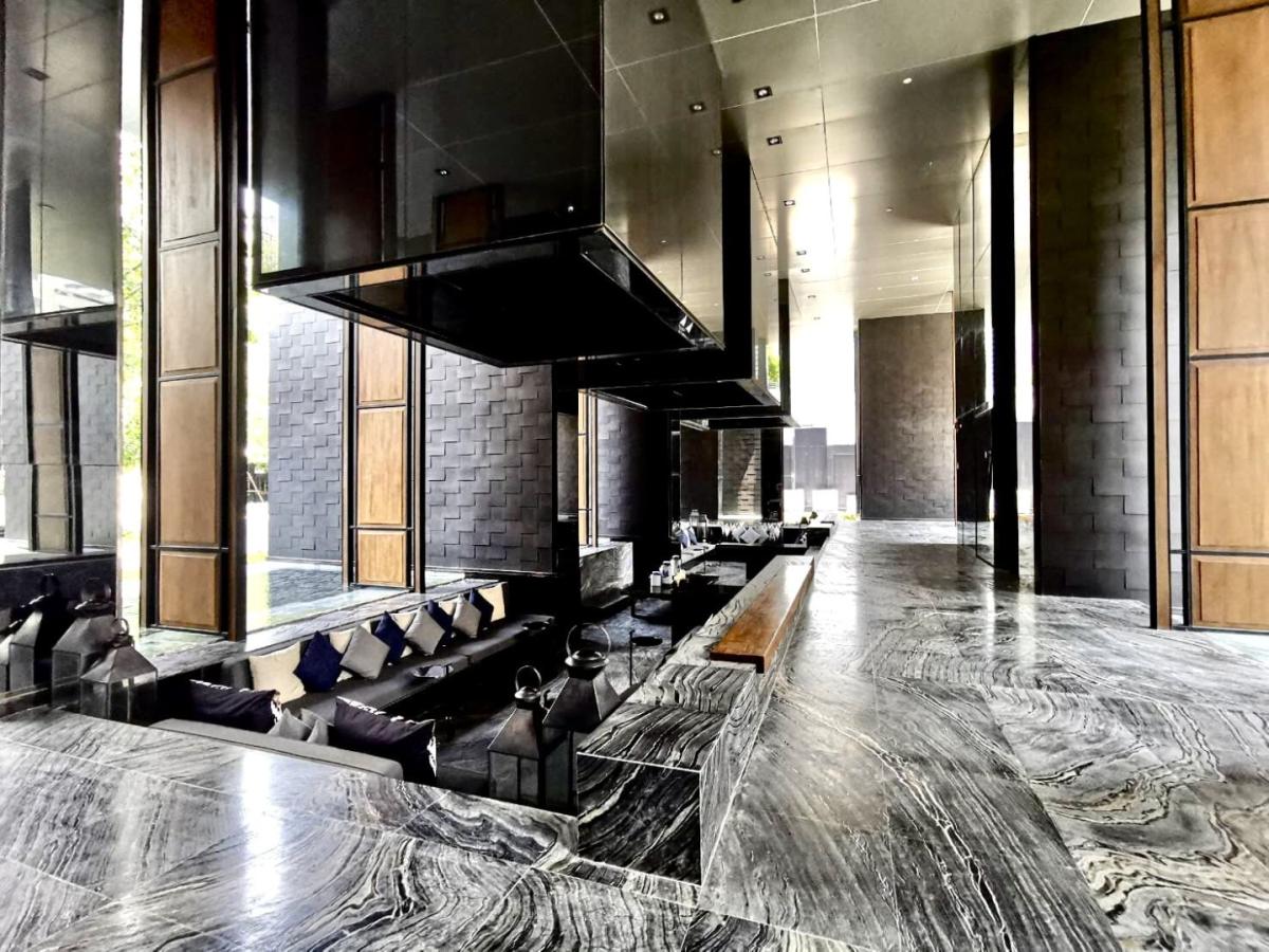 ขายคอนโดสุขุมวิท อโศก ทองหล่อ : 🔥ขายด่วน + 🔥แอชตัน อโศก 2 ห้องนอน 2 ห้องน้ำ ใกล้ห้าง เทอร์มินอล 21