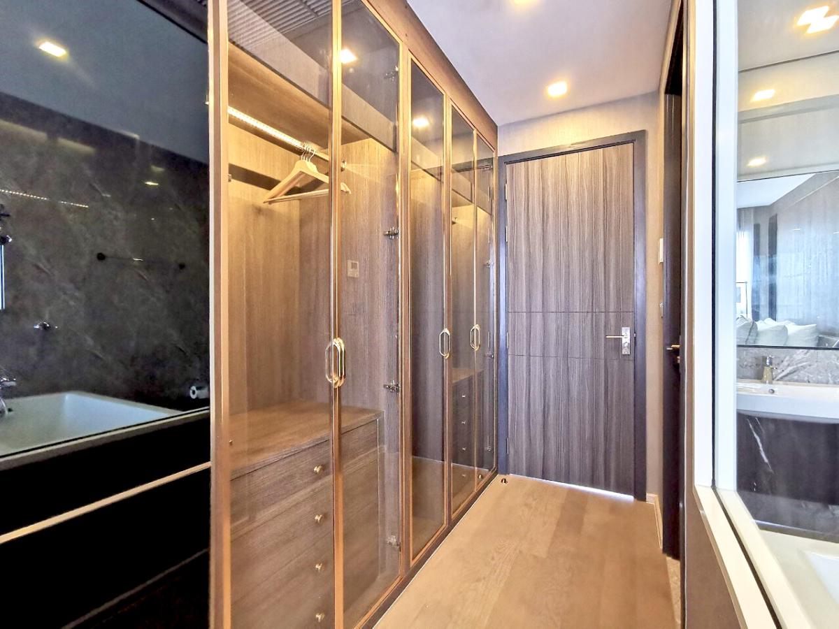 ขายคอนโดสุขุมวิท อโศก ทองหล่อ : 🔥ขายด่วน + 🔥แอชตัน อโศก 2 ห้องนอน 2 ห้องน้ำ ใกล้ห้าง เทอร์มินอล 21