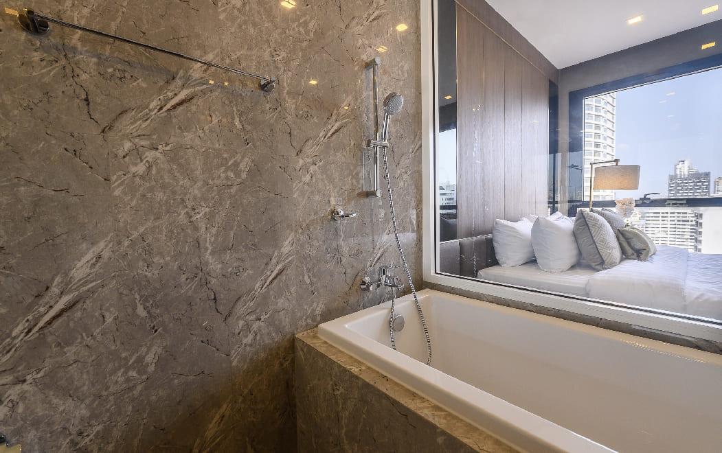 ขายคอนโดสุขุมวิท อโศก ทองหล่อ : 🔥ขายด่วน + 🔥แอชตัน อโศก 2 ห้องนอน 2 ห้องน้ำ ใกล้ห้าง เทอร์มินอล 21