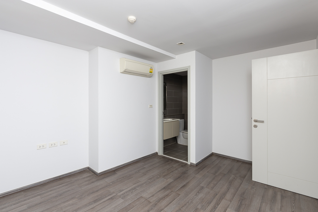 ขายคอนโดอ่อนนุช อุดมสุข : 🔥ขายด่วน + 🔥Sari by Sansiri 2 ห้องนอน 2 ห้องน้ำ ใกล้ BTS ปุณณวิถี ❗