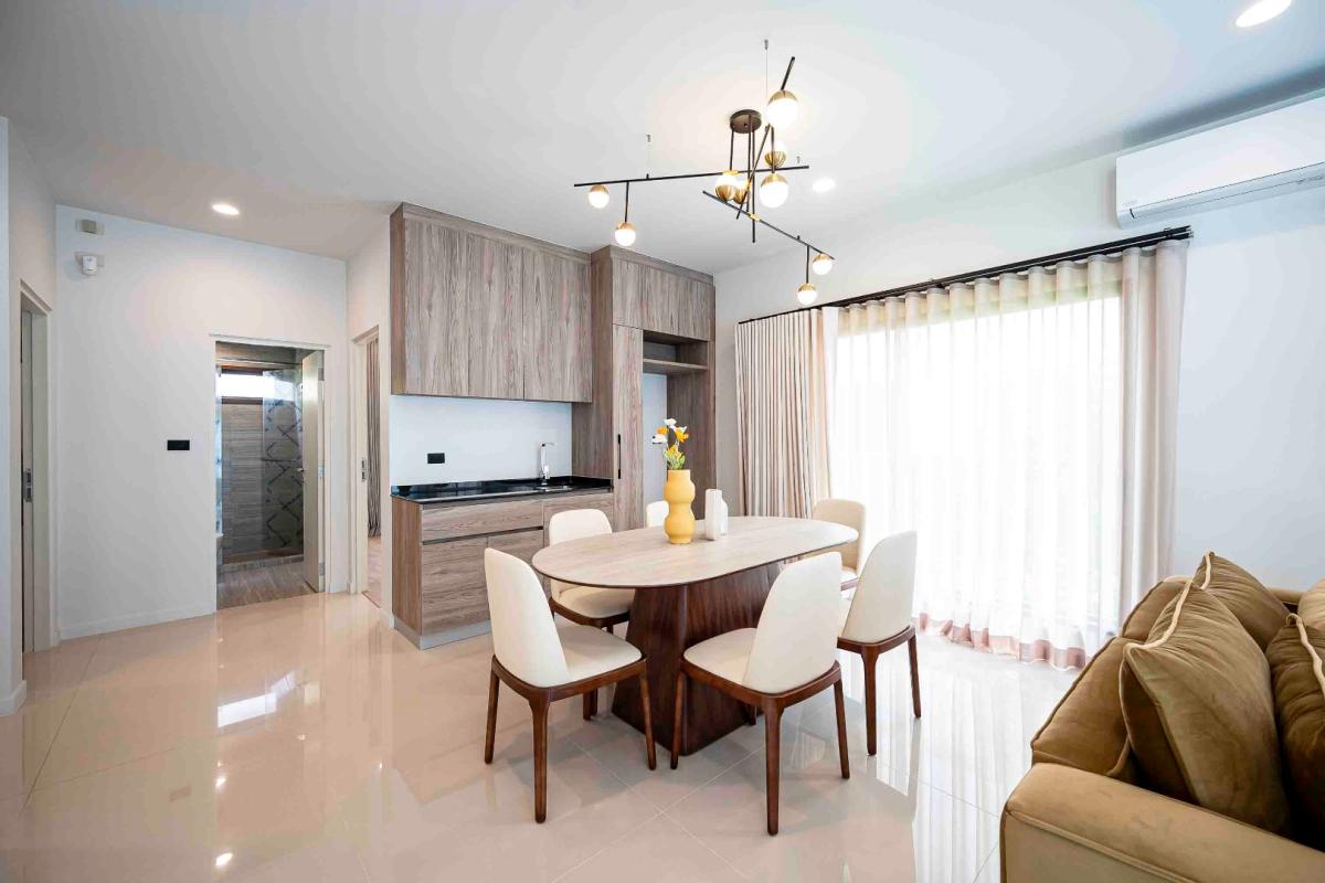 ให้เช่าบ้านพัฒนาการ ศรีนครินทร์ : 🔥ให้เช่าด่วน+🔥บุราสิริ กรุงเทพกรีฑา ใกล้ห้างสรรพสินค้าหลายแห่ง เฟอร์นิเจอร์ครบ พร้อมเข้าอยู่