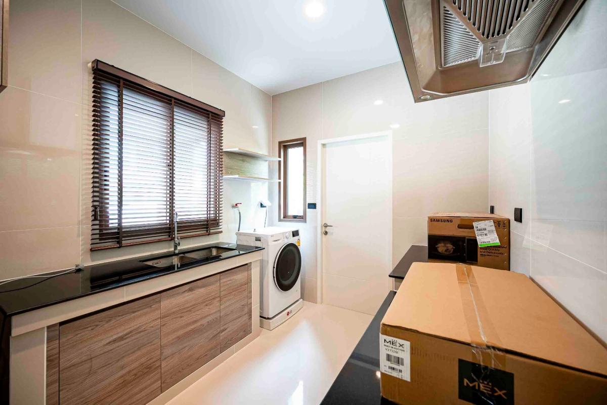 ให้เช่าบ้านพัฒนาการ ศรีนครินทร์ : 🔥ให้เช่าด่วน+🔥บุราสิริ กรุงเทพกรีฑา ใกล้ห้างสรรพสินค้าหลายแห่ง เฟอร์นิเจอร์ครบ พร้อมเข้าอยู่