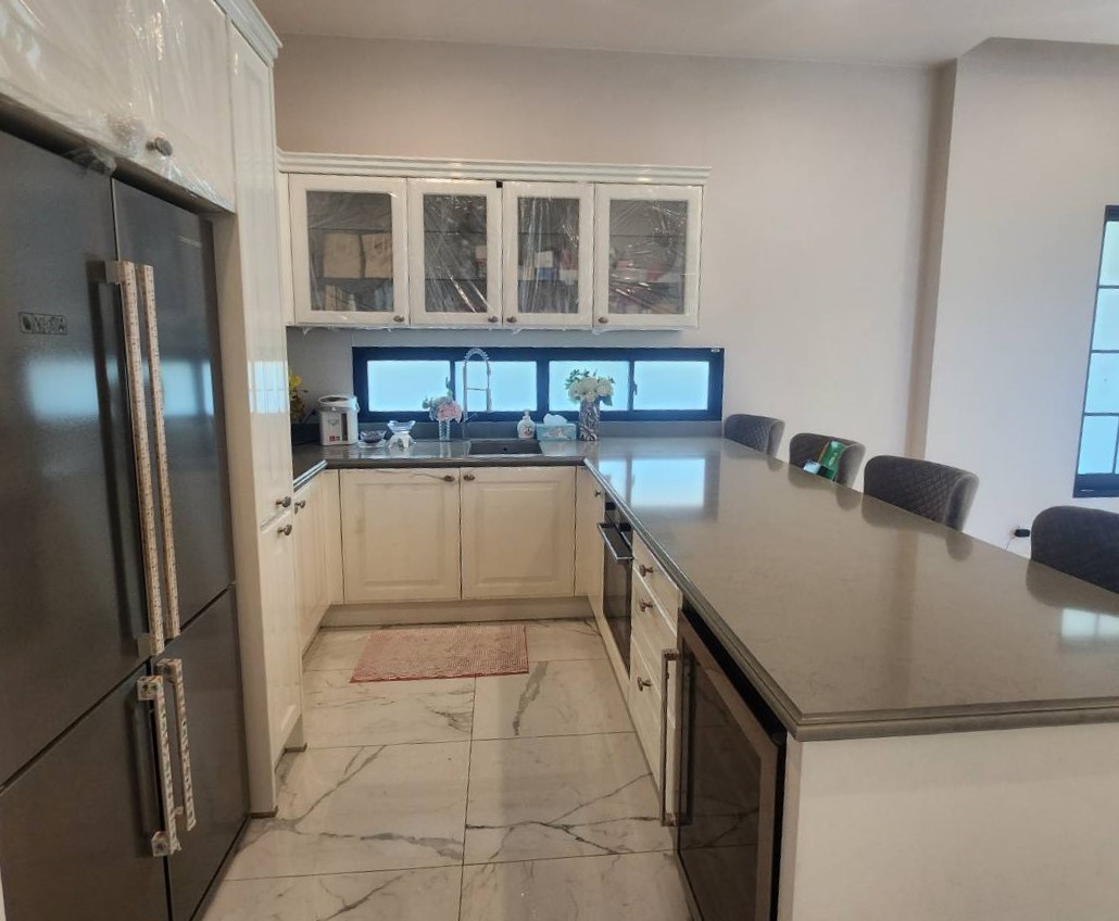 ขายบ้านพัฒนาการ ศรีนครินทร์ : 🔥ขายด่วน + 🔥บ้านแสนสิริ พัฒนาการ แบบ 4 ห้องนอน เเละ 5 ห้องน้ำ ใจกลางย่านพัฒนาการ