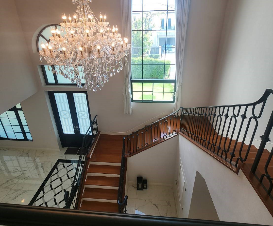 ขายบ้านพัฒนาการ ศรีนครินทร์ : 🔥ขายด่วน + 🔥บ้านแสนสิริ พัฒนาการ แบบ 4 ห้องนอน เเละ 5 ห้องน้ำ ใจกลางย่านพัฒนาการ