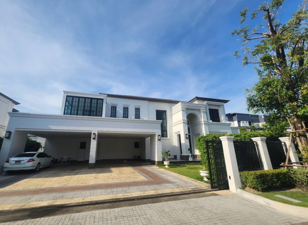 ขายบ้านพัฒนาการ ศรีนครินทร์ : 🔥ขายด่วน + 🔥บ้านแสนสิริ พัฒนาการ แบบ 4 ห้องนอน เเละ 5 ห้องน้ำ ใจกลางย่านพัฒนาการ