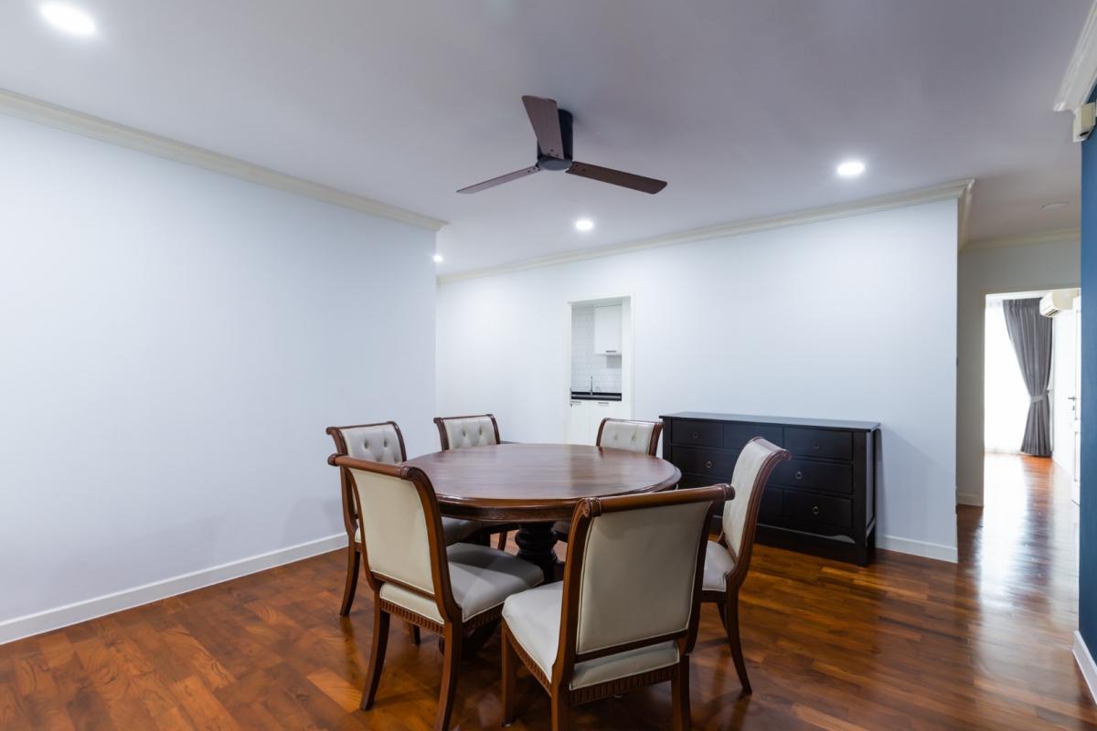 ขายคอนโดนานา : 🔥ขายด่วน + 🔥บ้าน สิริ สุขุมวิท 10 ขนาด 3 ห้องนอน 3 ห้องน้ำ ใกล้ BTS นานา