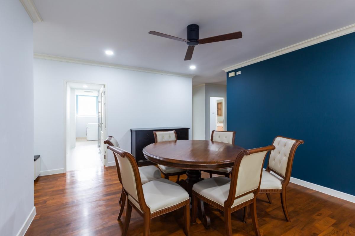 ขายคอนโดนานา : 🔥ขายด่วน + 🔥บ้าน สิริ สุขุมวิท 10 ขนาด 3 ห้องนอน 3 ห้องน้ำ ใกล้ BTS นานา