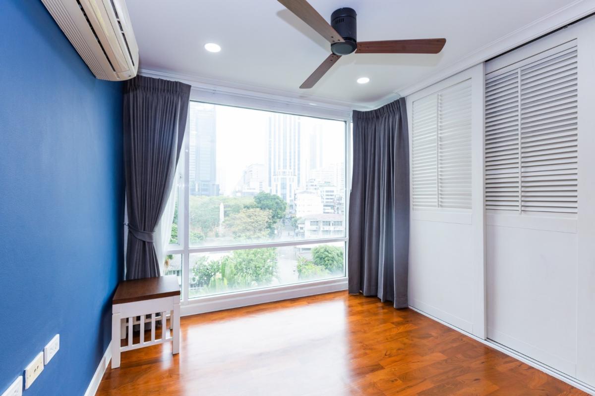 ขายคอนโดนานา : 🔥ขายด่วน + 🔥บ้าน สิริ สุขุมวิท 10 ขนาด 3 ห้องนอน 3 ห้องน้ำ ใกล้ BTS นานา