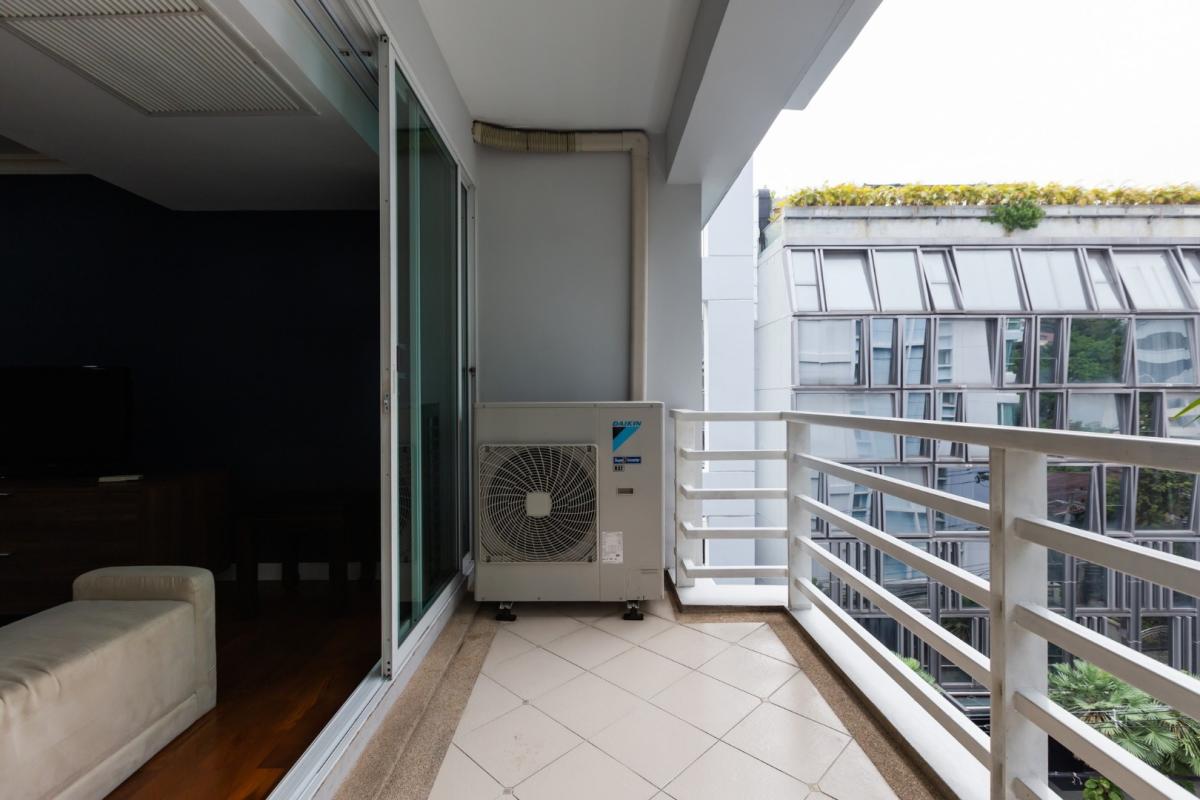 ขายคอนโดนานา : 🔥ขายด่วน + 🔥บ้าน สิริ สุขุมวิท 10 ขนาด 3 ห้องนอน 3 ห้องน้ำ ใกล้ BTS นานา