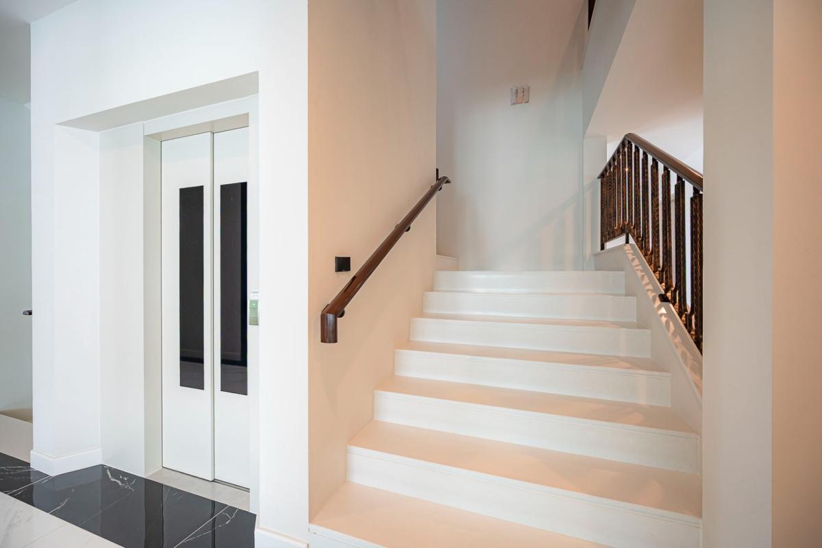 ให้เช่าบ้านพัฒนาการ ศรีนครินทร์ : 🔥ให้เช่าด่วน+🔥	แซงค์ รอยัล กรุงเทพกรีฑา ใกล้ โรงเรียนนานาชาติ Brighton College Bangkok, Wellington International School , ABAC เฟอร์นิเจอร์ครบ พร้อมเข้าอยู่