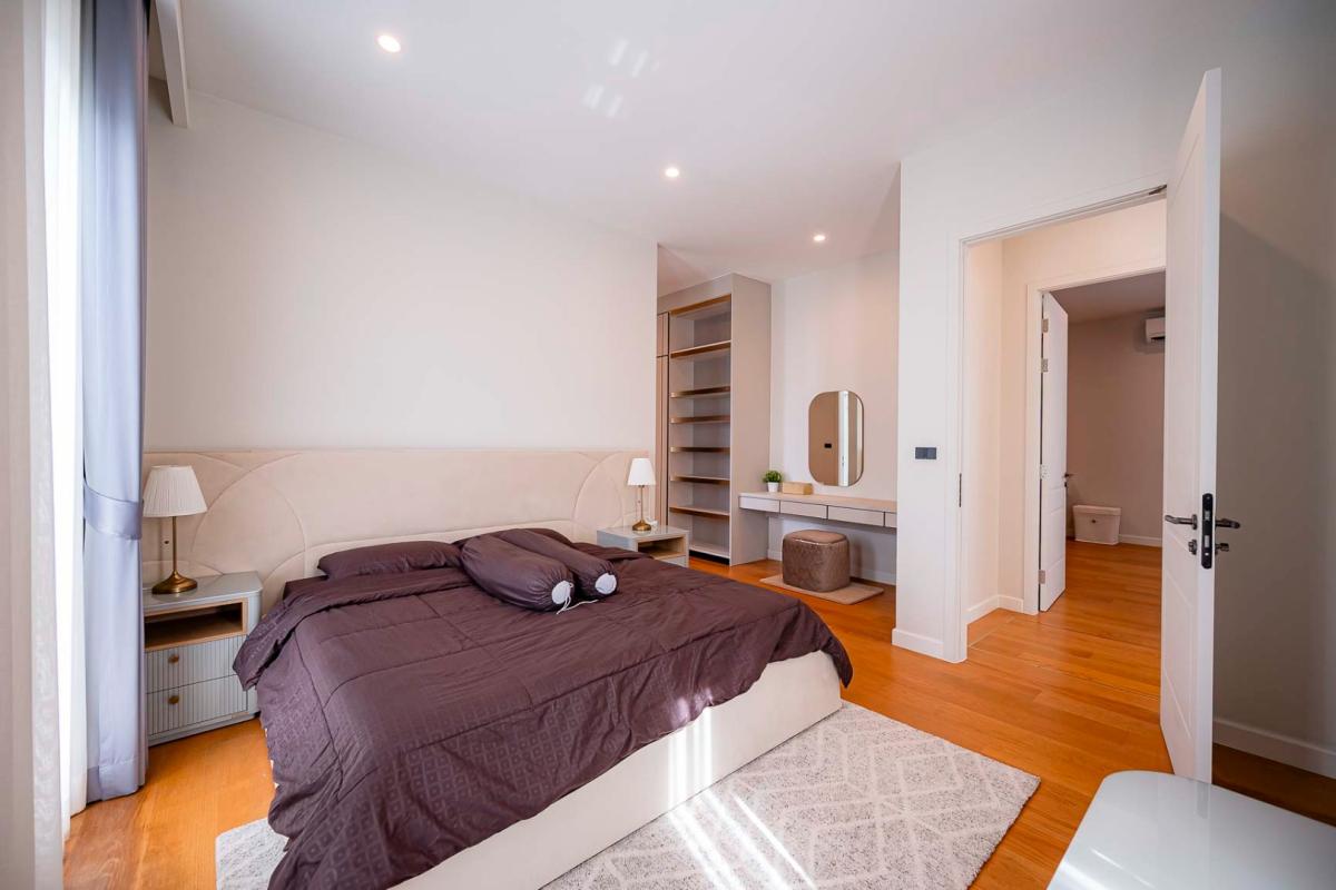 ให้เช่าบ้านพัฒนาการ ศรีนครินทร์ : 🔥ให้เช่าด่วน+🔥	แซงค์ รอยัล กรุงเทพกรีฑา ใกล้ โรงเรียนนานาชาติ Brighton College Bangkok, Wellington International School , ABAC เฟอร์นิเจอร์ครบ พร้อมเข้าอยู่