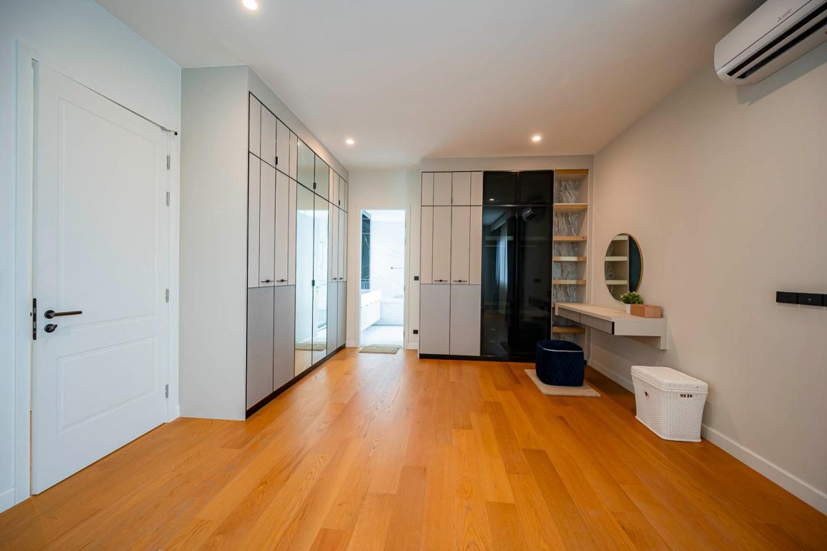 ให้เช่าบ้านพัฒนาการ ศรีนครินทร์ : 🔥ให้เช่าด่วน+🔥	แซงค์ รอยัล กรุงเทพกรีฑา ใกล้ โรงเรียนนานาชาติ Brighton College Bangkok, Wellington International School , ABAC เฟอร์นิเจอร์ครบ พร้อมเข้าอยู่