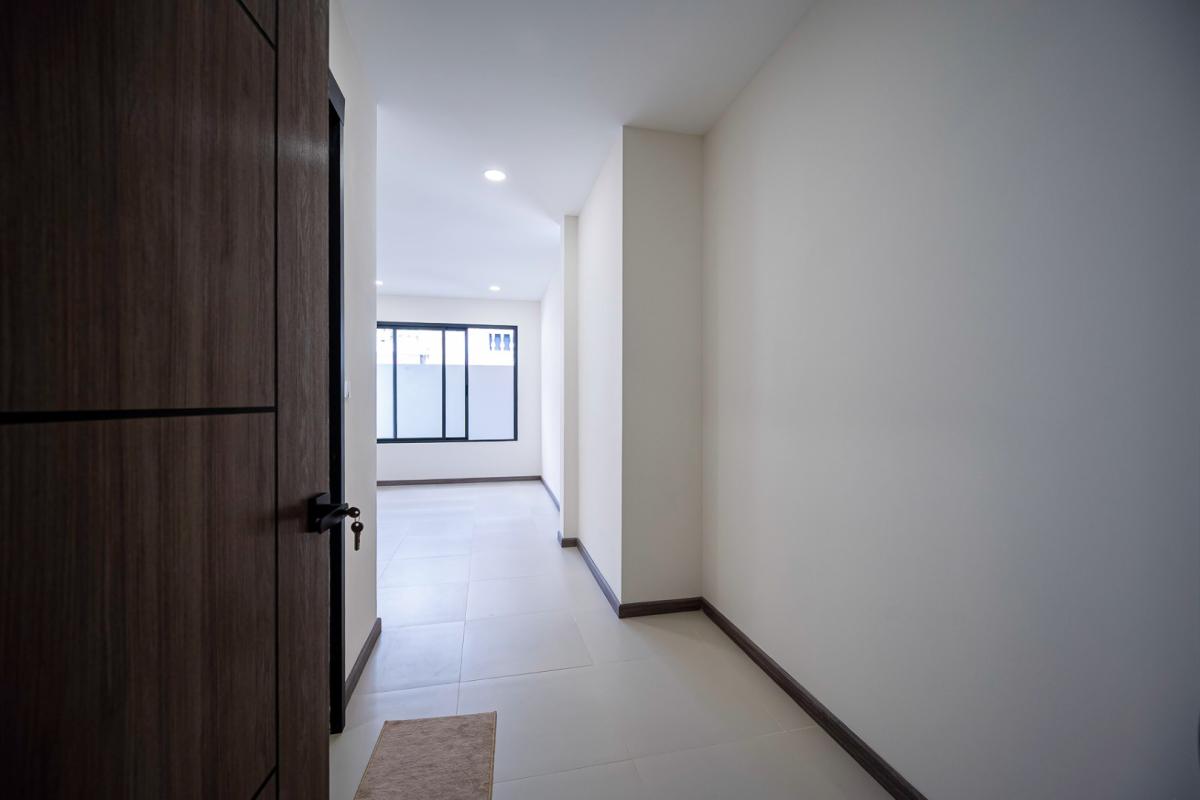 ขายบ้านอ่อนนุช อุดมสุข : 🔥ขายด่วน + 🔥บ้านเดี่ยวพร้อมสระส่วนตัว 3 ห้องนอน 4 ห้องน้ำ สุขุมวิท 60/1❗