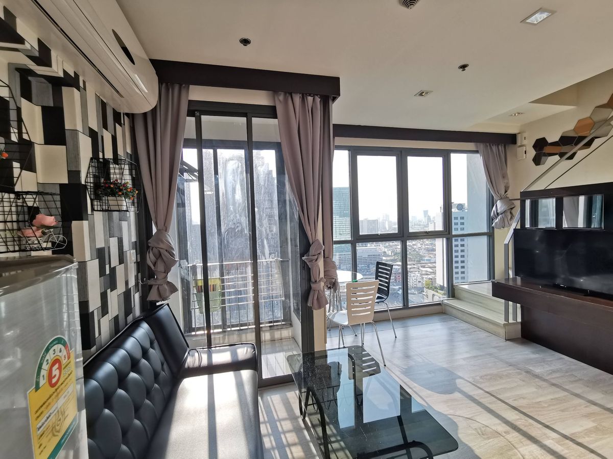 CondoRama9, Petchburi, RCA : Sell Condo Duplex @ IDEO Mobi Rama9, Rama 9-20 meters. Tourist-Night Market-Business Center