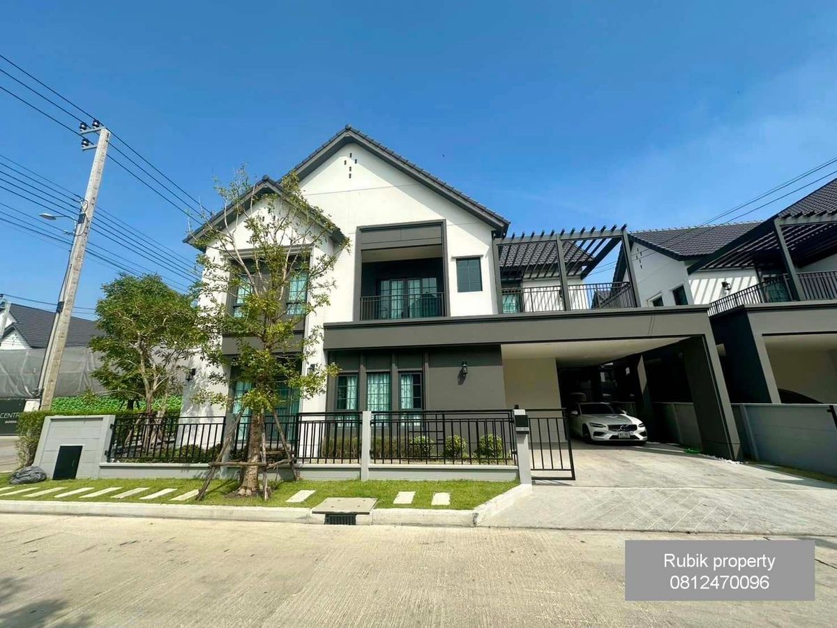 For RentHouseBangna, Bearing, Lasalle : 🏡 For Rent | Luxury House in Centro Bangna - Just 800M From Mega Bangna (RB1048)