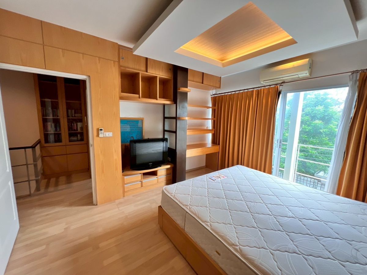 ขายบ้านพัฒนาการ ศรีนครินทร์ : 🏡 ขายด่วน! Noble Cube พัฒนาการ ทาวน์โฮมหรู 3 ชั้น 3 ห้องนอน พร้อมอยู่ เพียง 8.7 ล้าน [NCh250701]