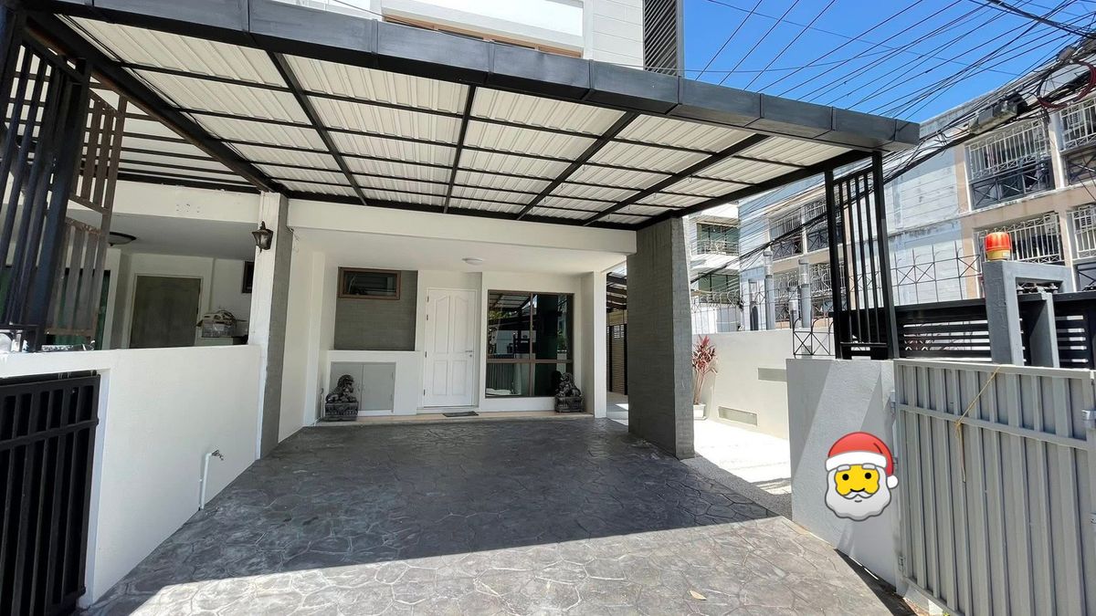 ให้เช่าทาวน์โฮมอ่อนนุช อุดมสุข : 🏡 ทาวน์โฮม 3 ชั้นให้เช่า หมู่บ้าน The Private สุขุมวิท 97/1 ใจกลางสุขุมวิท ใกล้ BTS บางจาก & ทางด่วนสุขุมวิท 62 ✨ บ้านหลังมุม ในโครงการเงียบสงบ มีเพียง 35 หลังเท่านั้น