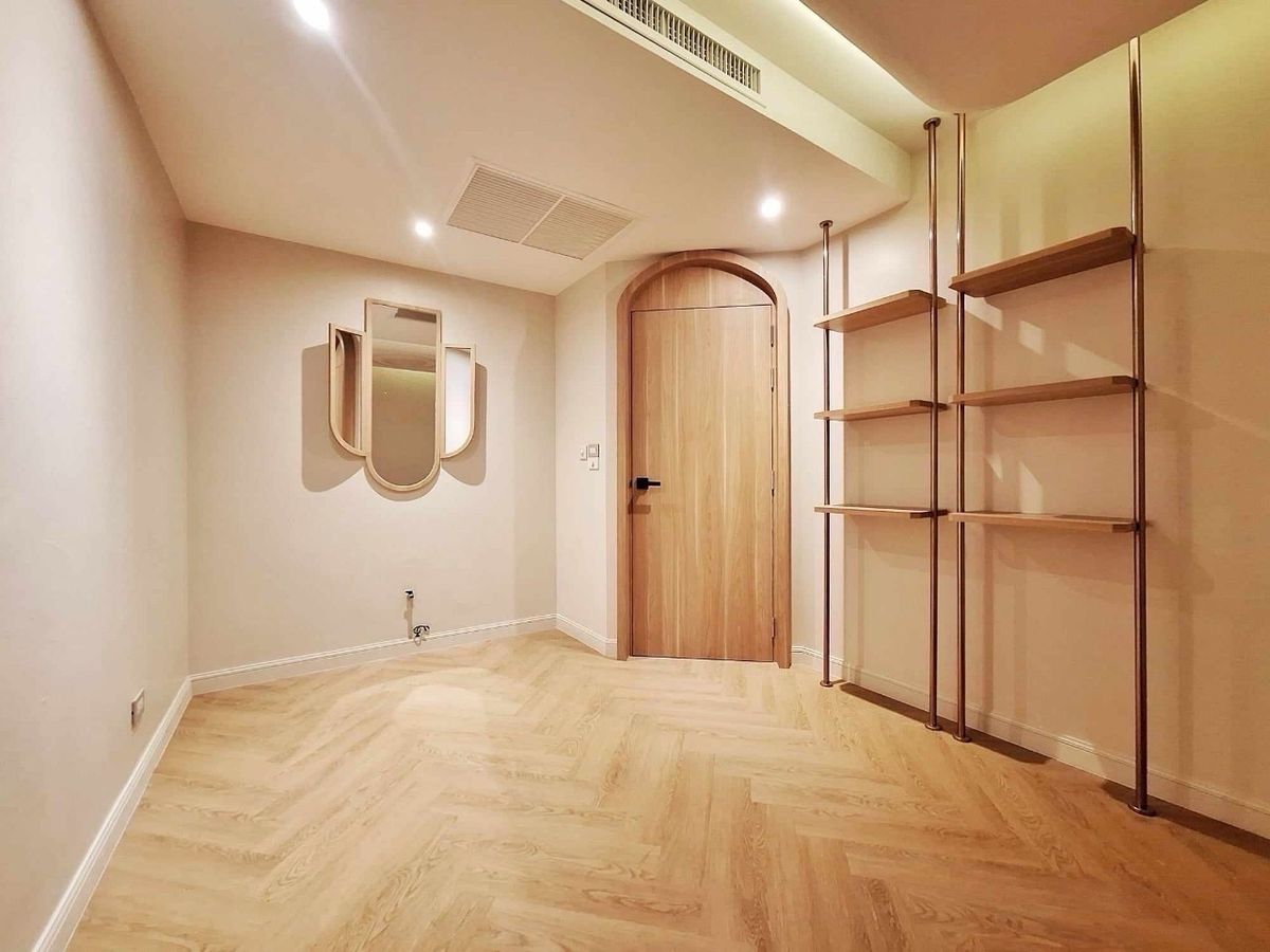 ให้เช่าโฮมออฟฟิศบางนา แบริ่ง ลาซาล : ปล่อยเช่า โฮมออฟฟิศหรู 2 คูหา บางนา 