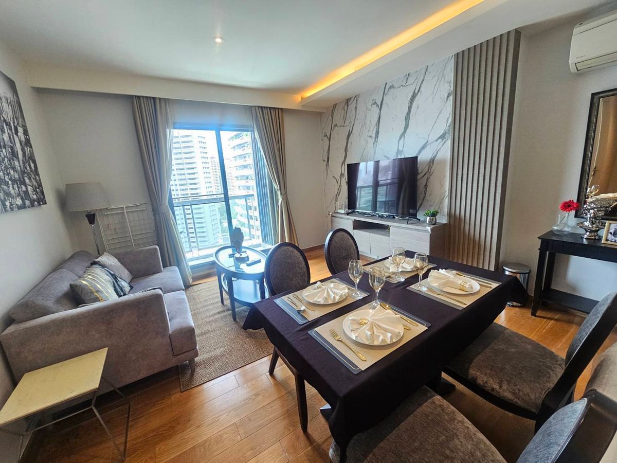 For RentCondoSukhumvit, Asoke, Thonglor : New renovated room, very beautiful, beautiful city view, 2 bedrooms, 2 bathrooms, AH Condo, Sukhumvit 43