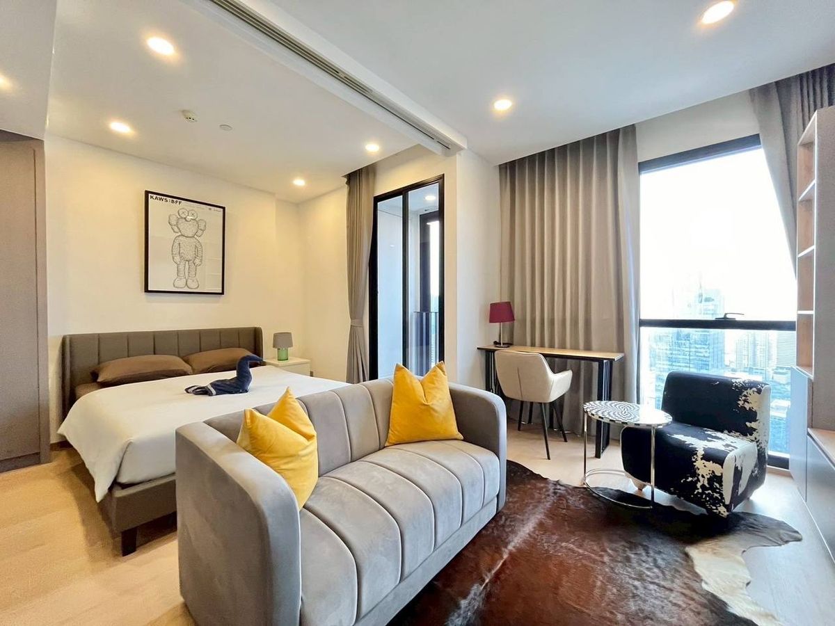 CondoSiam Paragon ,Chulalongkorn,Samyan : Ashton Chula Silom【𝐒𝐄𝐋𝐋 & 𝐑𝐄𝐍𝐓】🔥Luxurious dark tone with a simple and expensive look, suitable for stylish city people🔥  Contact Line ID: @hacondo