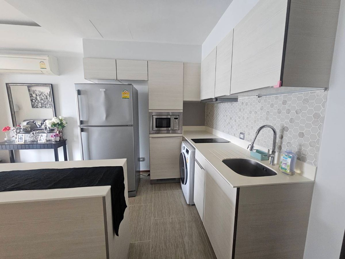 For RentCondoSukhumvit, Asoke, Thonglor : New renovated room, very beautiful, beautiful city view, 2 bedrooms, 2 bathrooms, AH Condo, Sukhumvit 43