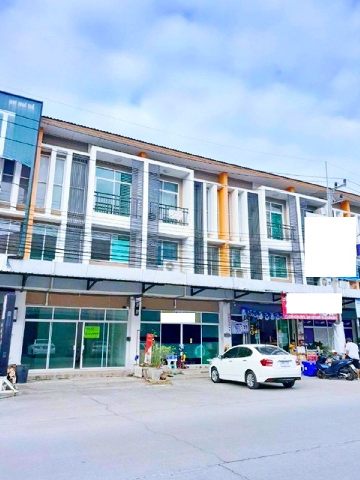 ให้เช่าทาวน์โฮมปทุมธานี รังสิต ธรรมศาสตร์ : ลาดสวาย อำเภอลำลูกกา BTSคูคต 3.1กม. ให้เช่าทาวน์โฮม 3 ชั้น 19ตร.วา. 230ตร.ม. รร.สายไหม 2.4 กม.2 นอน 3น้ำ ตลาดเอซี คลองสี่ 2.2 กม.