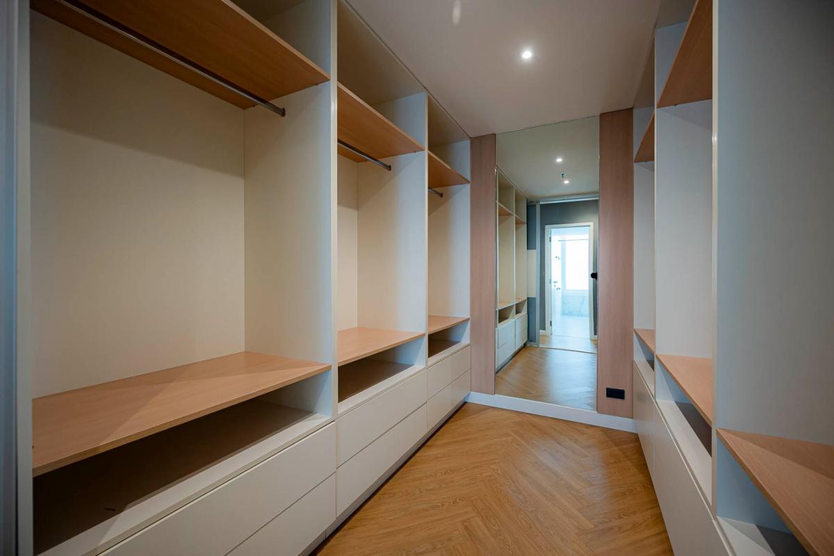 ขายคอนโดสุขุมวิท อโศก ทองหล่อ : 🔥ขายด่วน + 🔥Siri Residence 24 ห้องสวย 3 ห้องนอน 3 ห้องน้ำ ❗