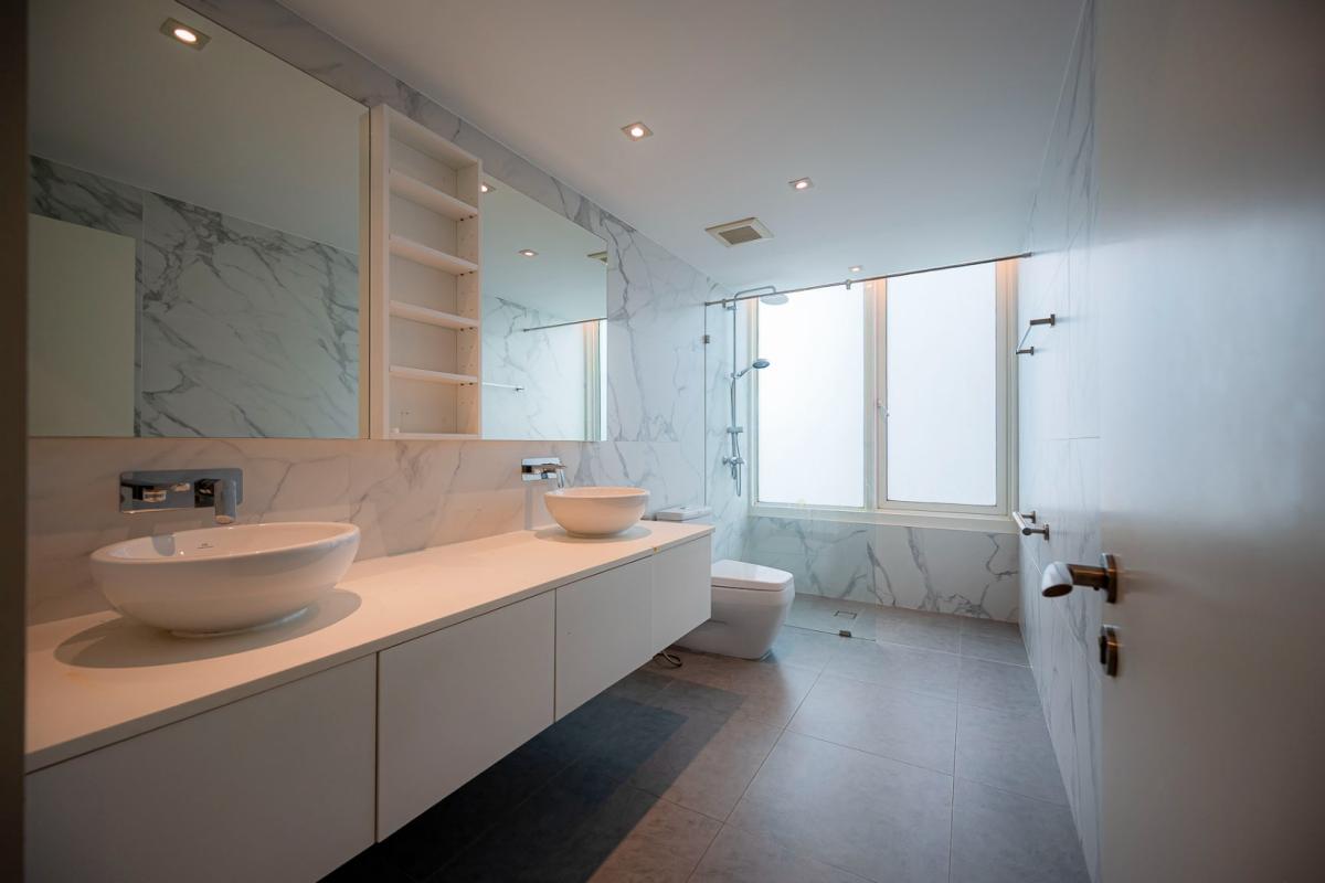 ขายคอนโดสุขุมวิท อโศก ทองหล่อ : 🔥ขายด่วน + 🔥Siri Residence 24 ห้องสวย 3 ห้องนอน 3 ห้องน้ำ ❗