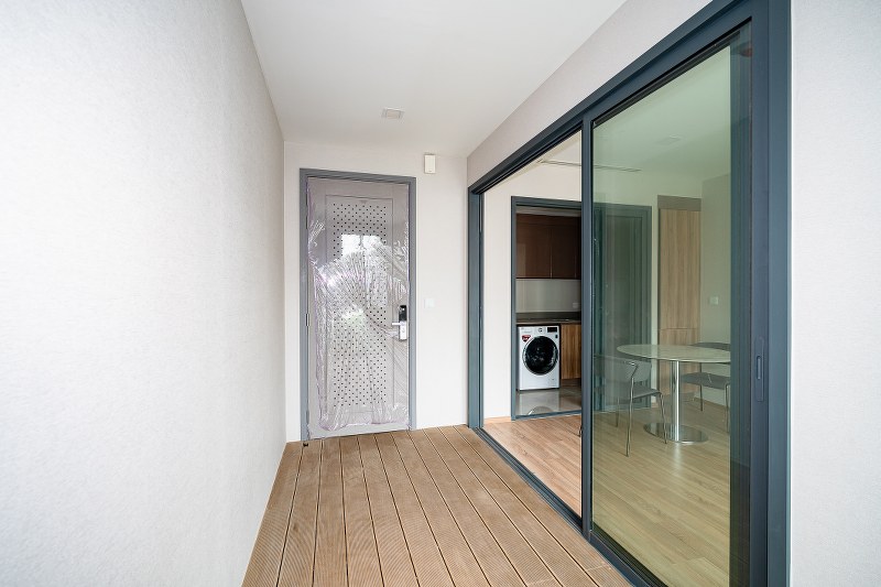 ขายคอนโดสุขุมวิท อโศก ทองหล่อ : 🔥ขายด่วน + 🔥Taka HAUS  2 ห้องนอน และ 2 ห้องน้ำ มีรถรับส่ง BTS เอกมัย และ BTS ทองหล่อ ❗