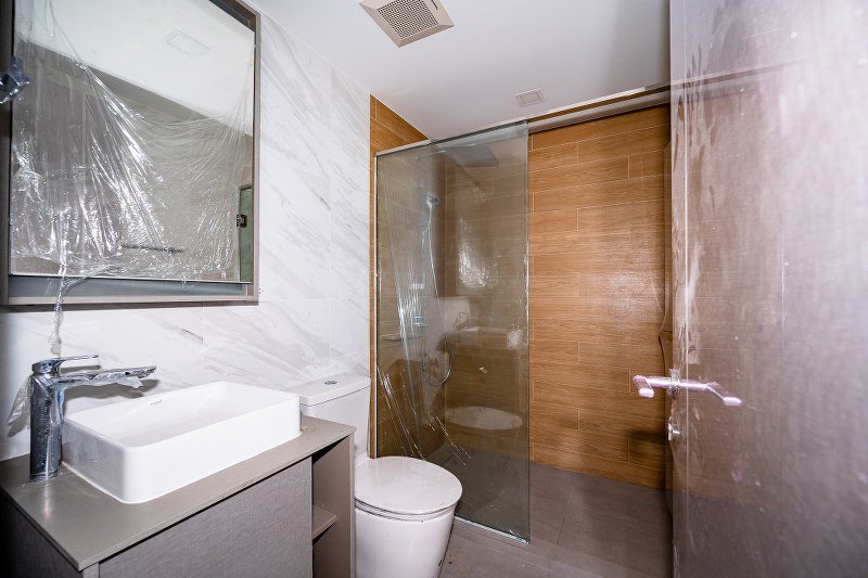 ขายคอนโดสุขุมวิท อโศก ทองหล่อ : 🔥ขายด่วน + 🔥Taka HAUS  2 ห้องนอน และ 2 ห้องน้ำ มีรถรับส่ง BTS เอกมัย และ BTS ทองหล่อ ❗