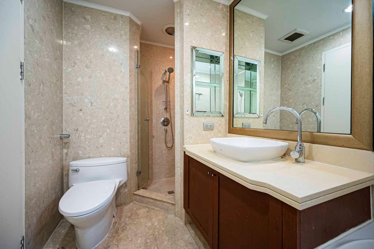 ขายคอนโดวิทยุ ชิดลม หลังสวน : 🔥ขายด่วน + 🔥บ้านสิริฤดี คอนโด 2 ห้องนอนซอยร่วมฤดี ใกล้ BTS เพลินจิต