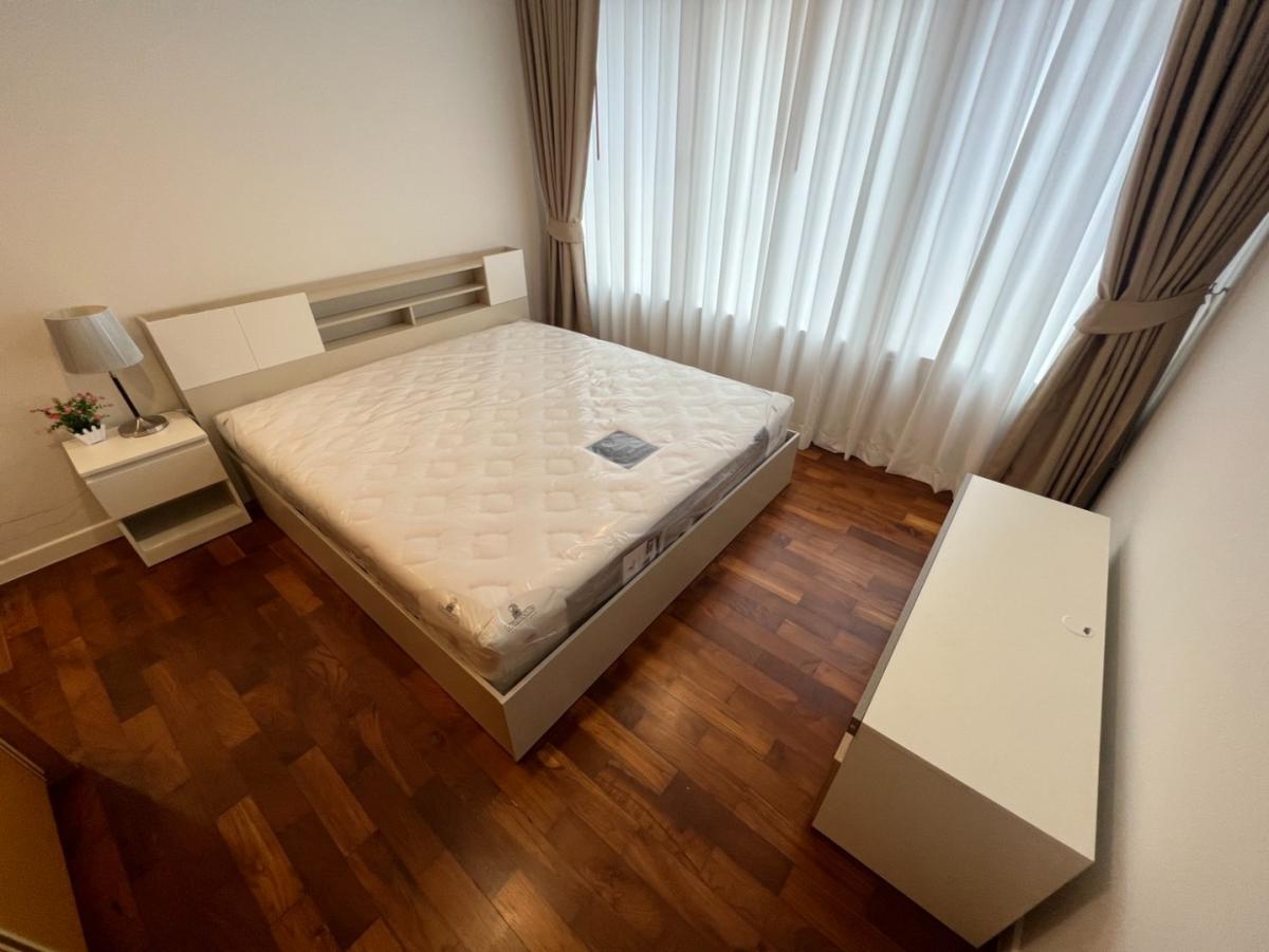 For SaleCondoWitthayu, Chidlom, Langsuan, Ploenchit : 🔥Urgent sale + 🔥Baan Siriruedee, Low Rise Condo, near BTS Phloen Chit, 1 bedroom, 1 bathroom