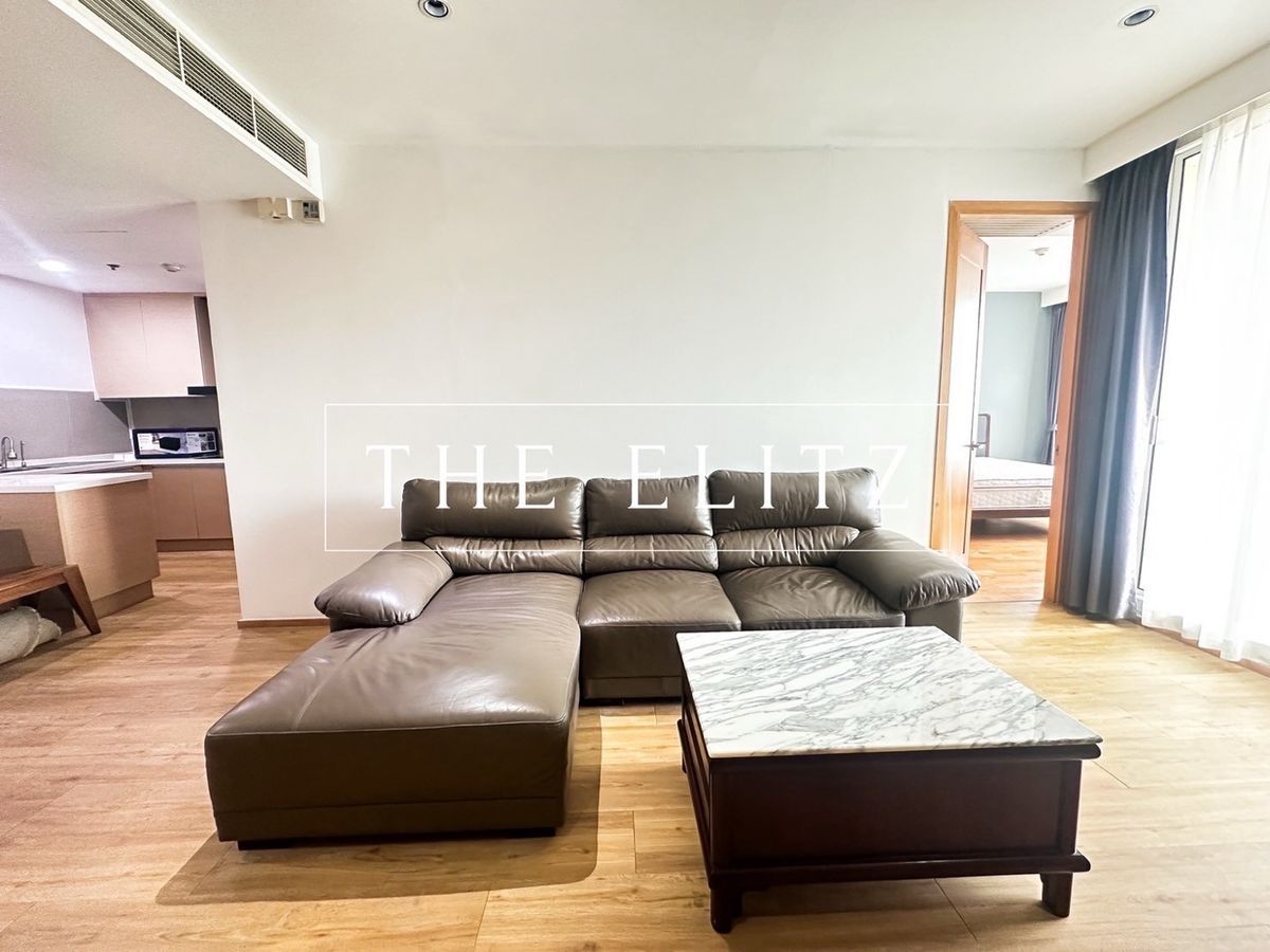 For SaleCondoSathorn, Narathiwat : ✨ Located in a condo but feel like a mansion in the sky, The Empire Place, a large room, full function ✔